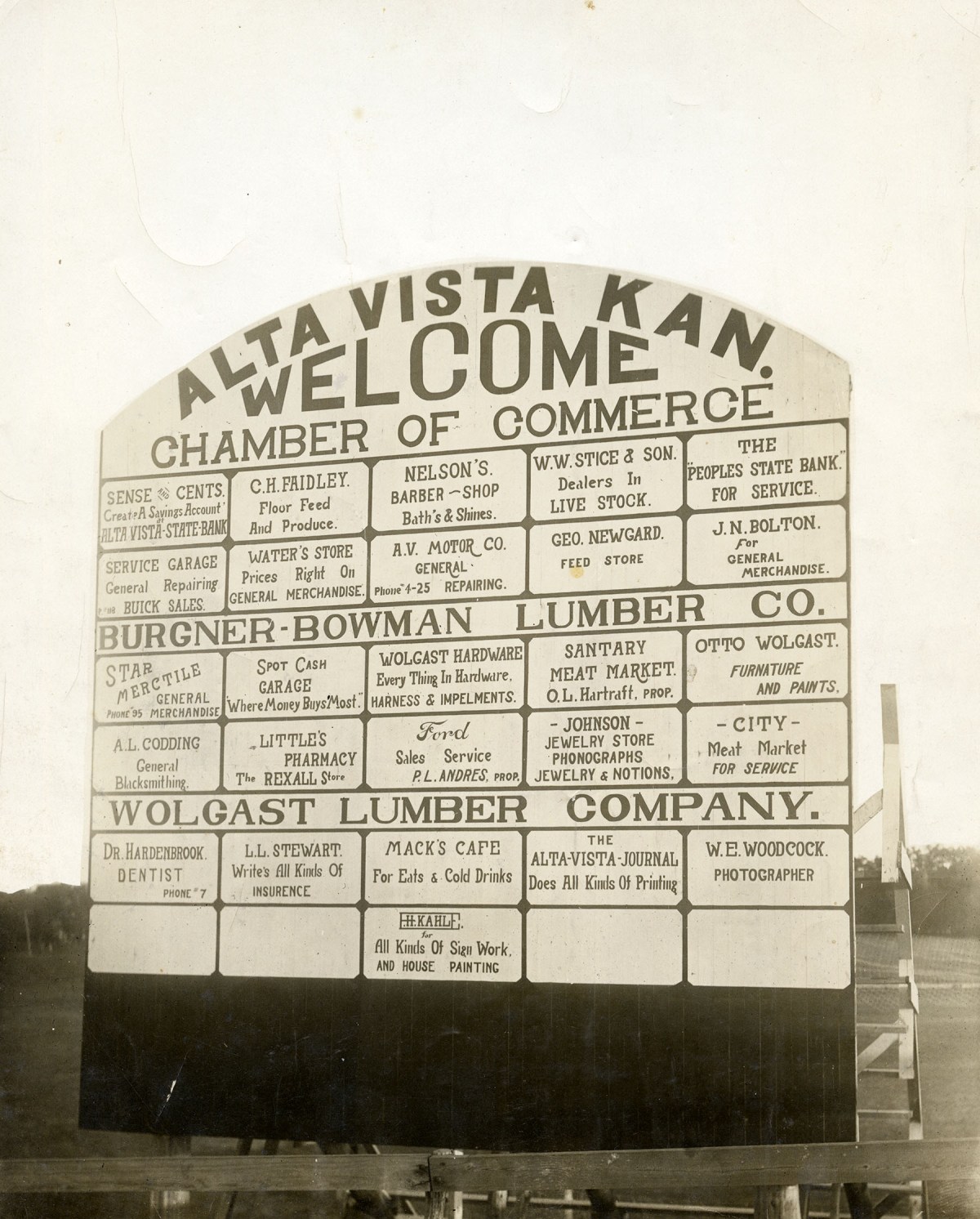Alta Vista Ball Park Scoreboard Sign
