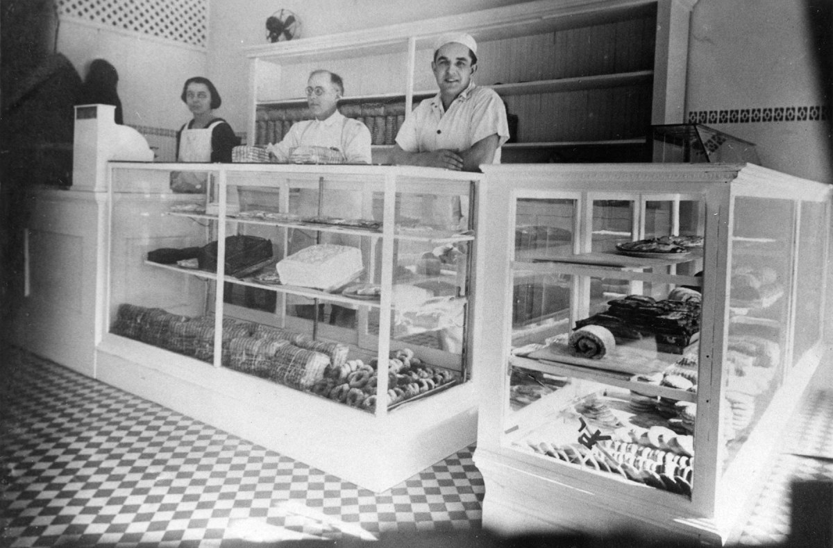 Charles Thornburg Bakery, McFarland, Kansas