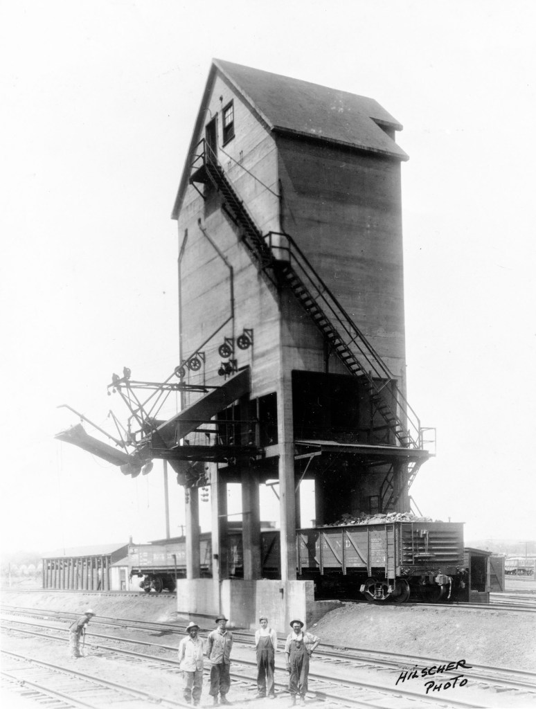Chicago, Rock Island & Pacific Railway Coal Chute, McFarland, Kansas